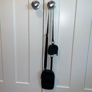 Lululemon Modular Phone Crossbody Bag ONLY WORN ONCE